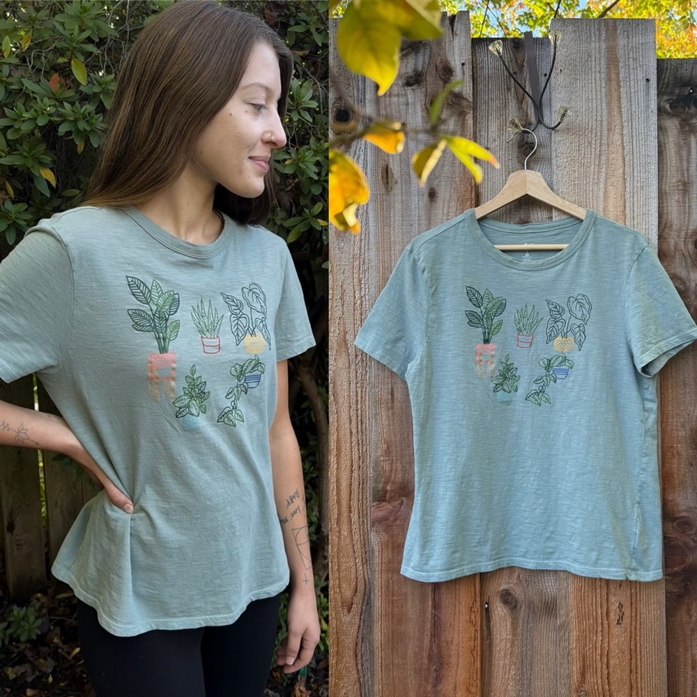 Sage Green Organic Cotton Plant Variety Graphic Tee 🌿